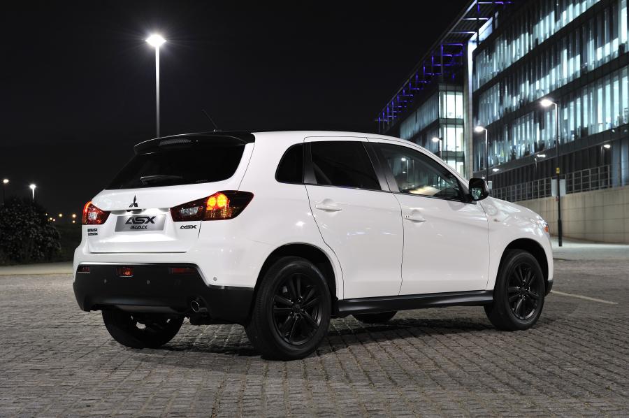  Mitsubishi ASX Black 2011 года  (UK) (фото 78 из 109)